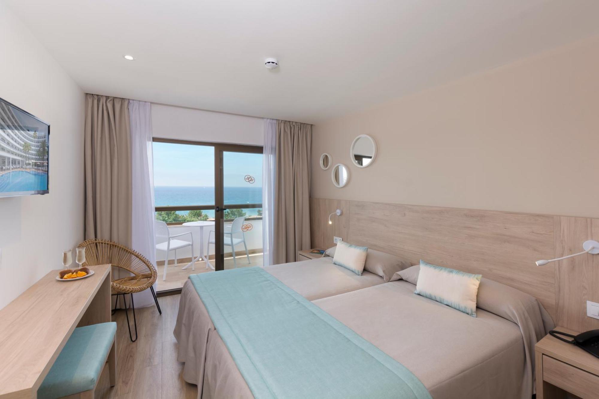 Twin Room Sea View,1472108944:JPEG