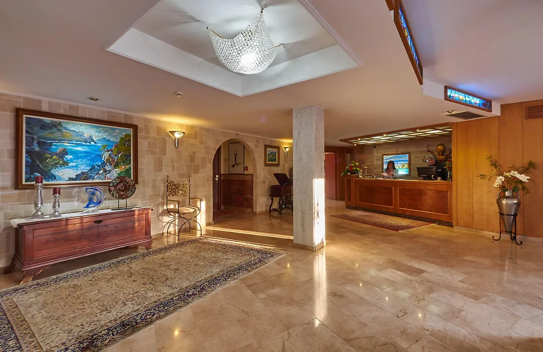 Hotel Petit Cala Fornells-1